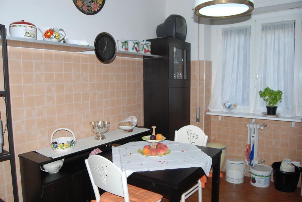 Bed and Breakfast La Badia Del Cavaliere Roma Habitación foto
